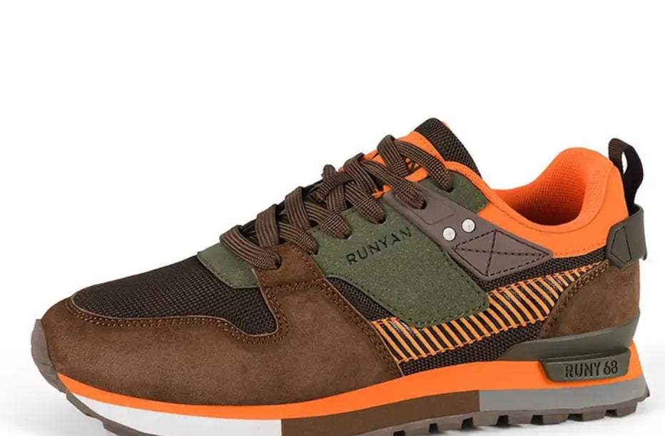 Men’s casual sneakers